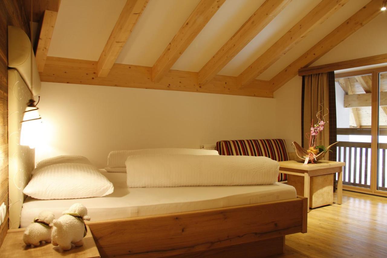 Hotel Nussbaumerhof *** Роденго Екстериор снимка