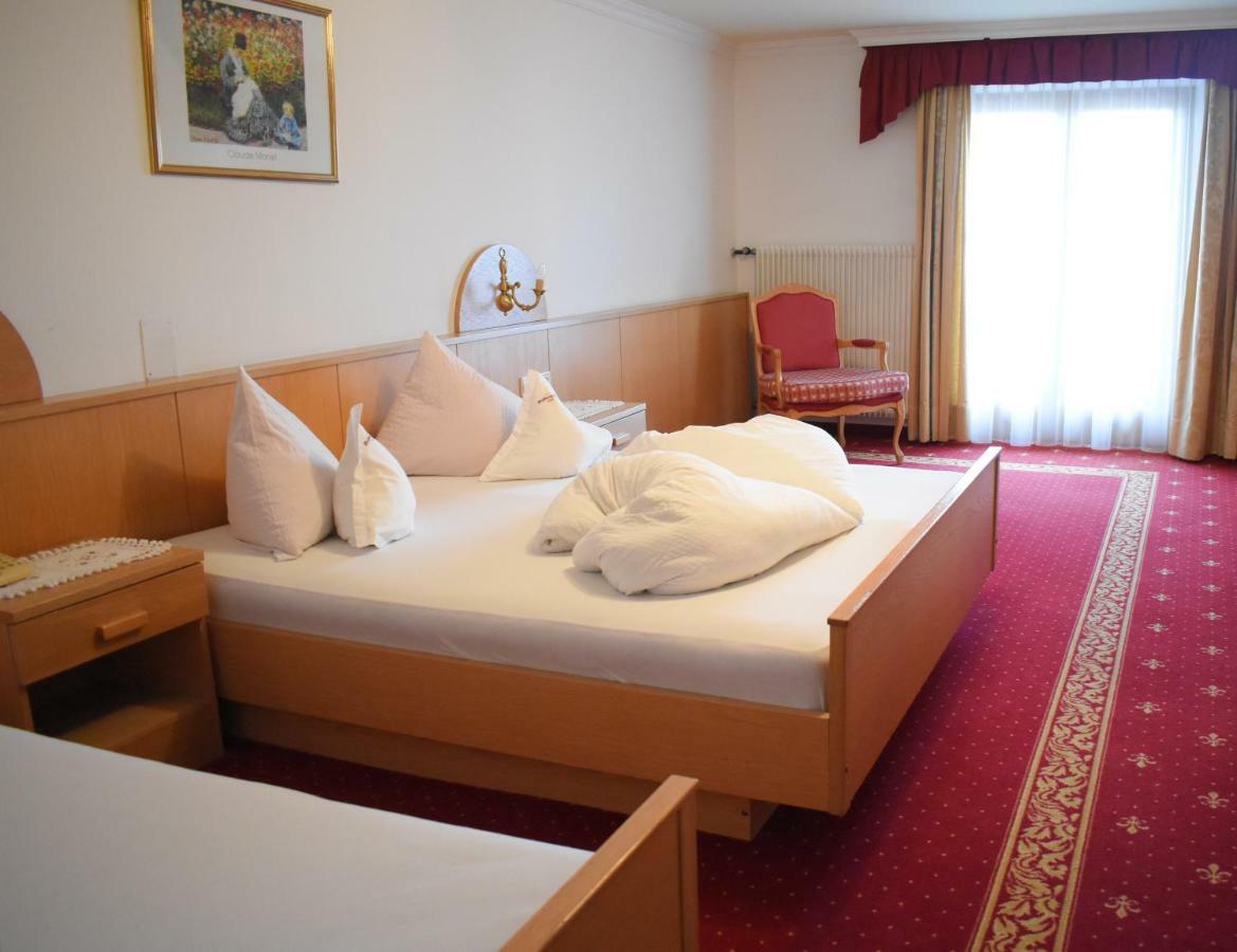 Hotel Nussbaumerhof *** Роденго Екстериор снимка